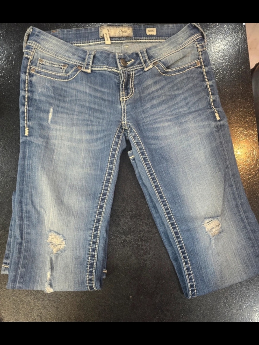 BKE Women's Distressed Cropped Blue Jeans